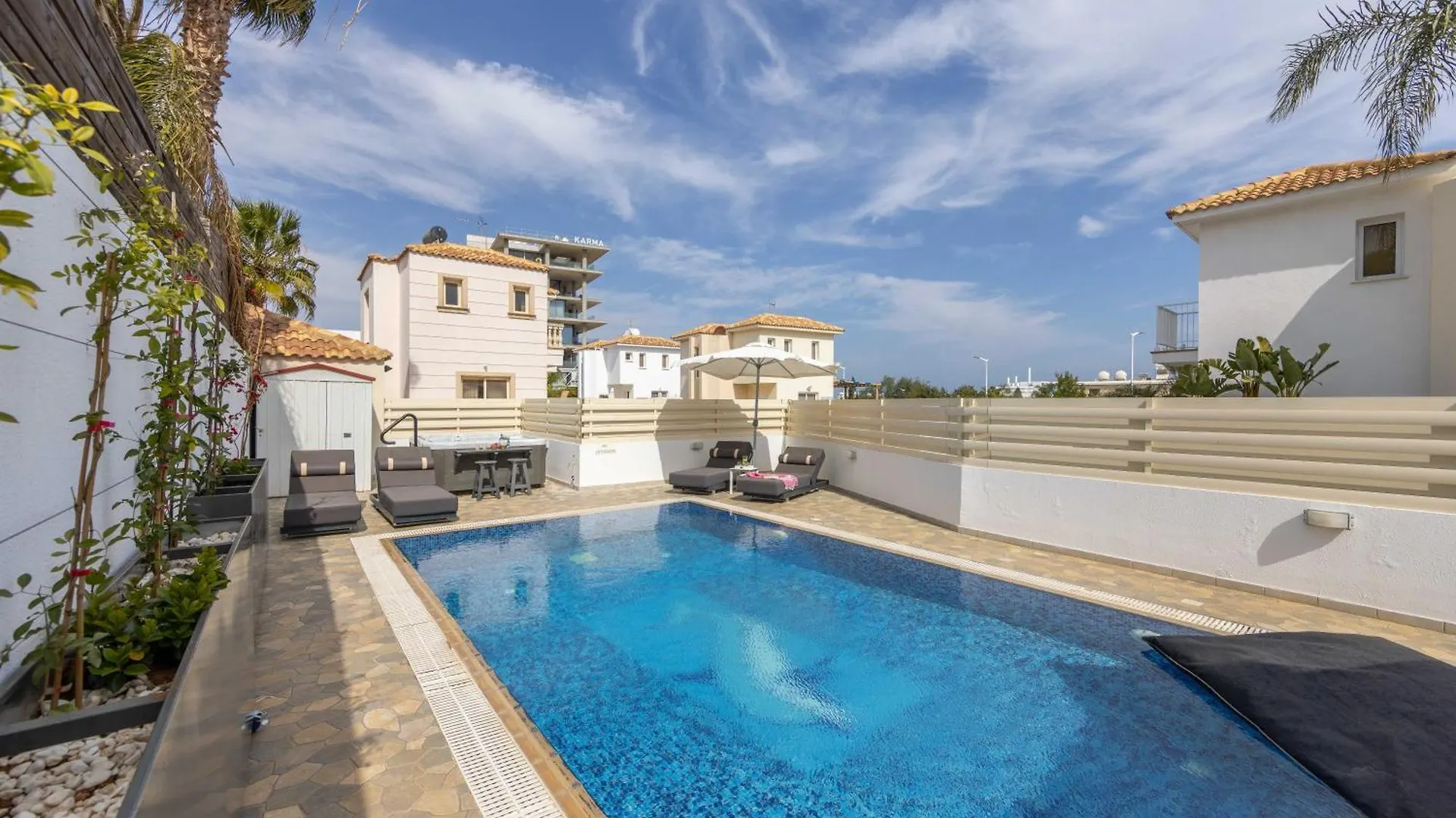 Villa Protaras View 6 Central Protaras -Fig Tree Bay-Jacuzzi-Hot Tub