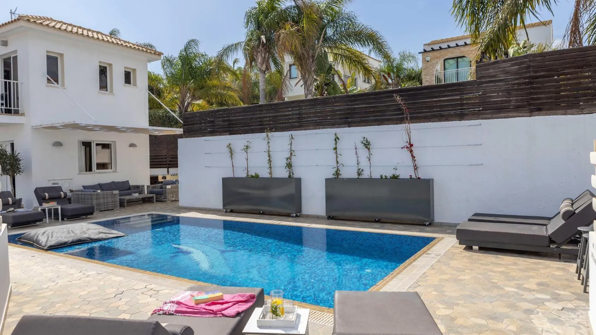 Villa Protaras View 6 Central Protaras -Fig Tree Bay-Jacuzzi-Hot Tub