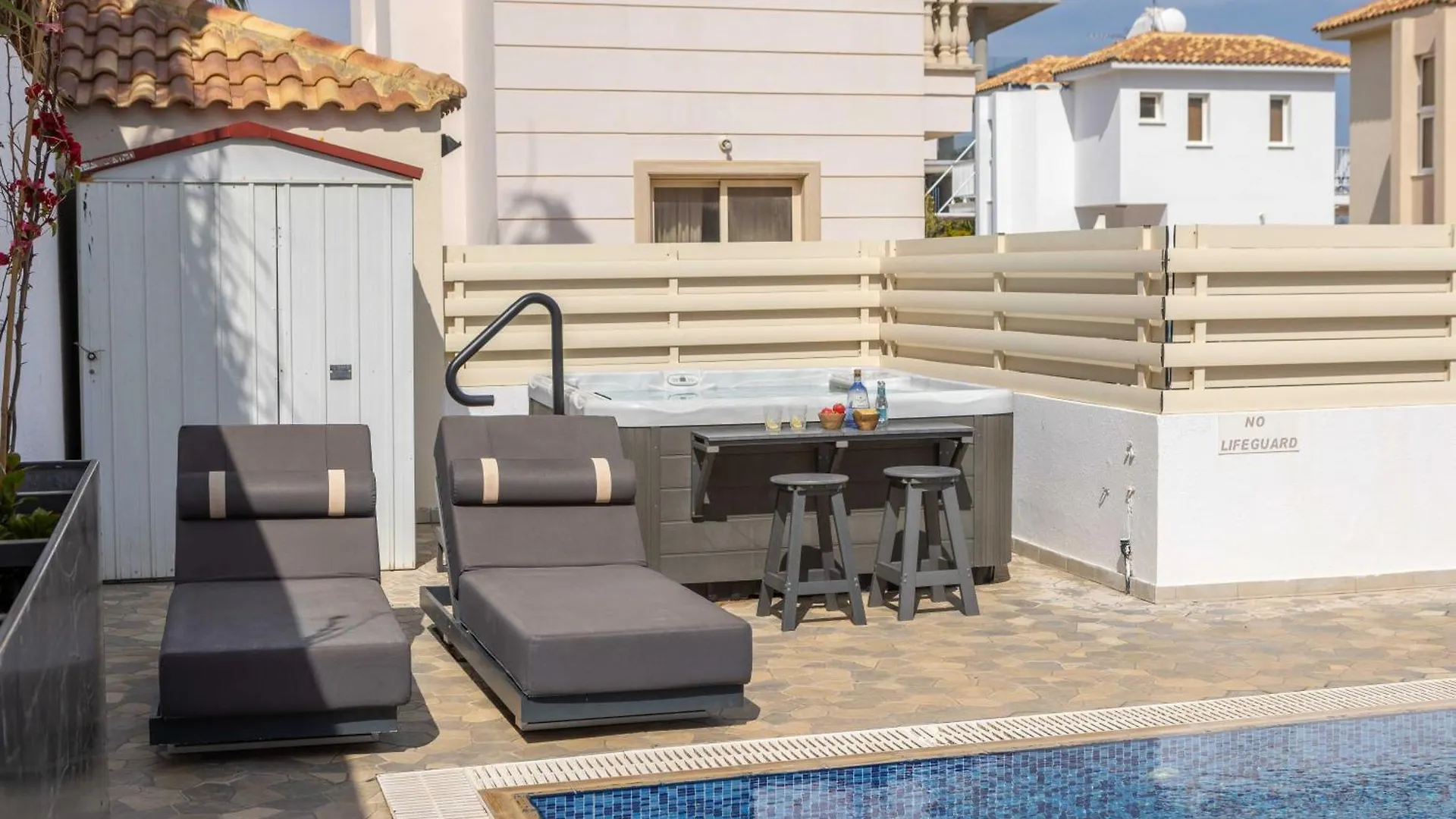 Villa Protaras View 6 Central Protaras -Fig Tree Bay-Jacuzzi-Hot Tub Ciprus