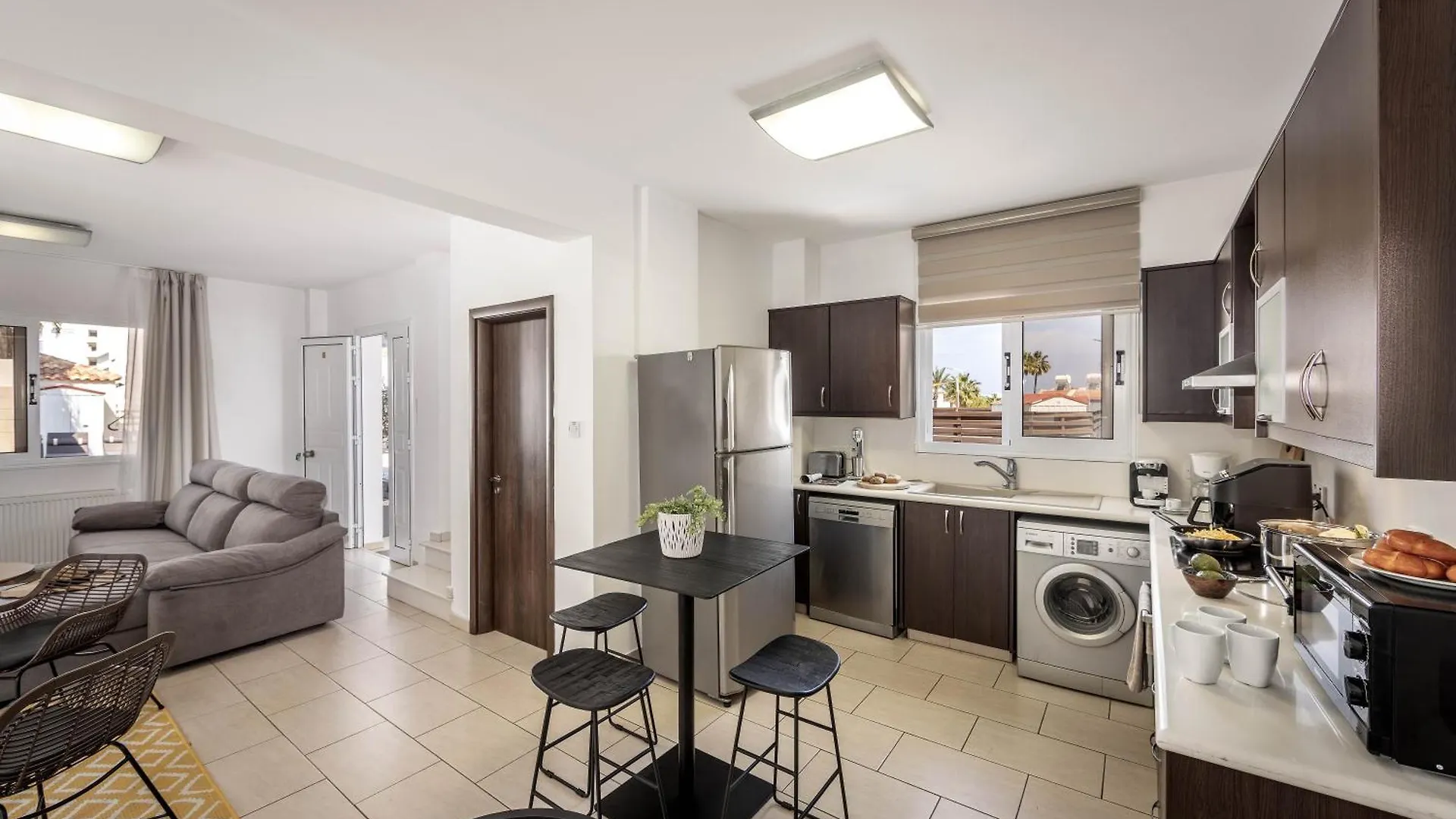 Villa Protaras View 6 Central Protaras -Fig Tree Bay-Jacuzzi-Hot Tub 0*,