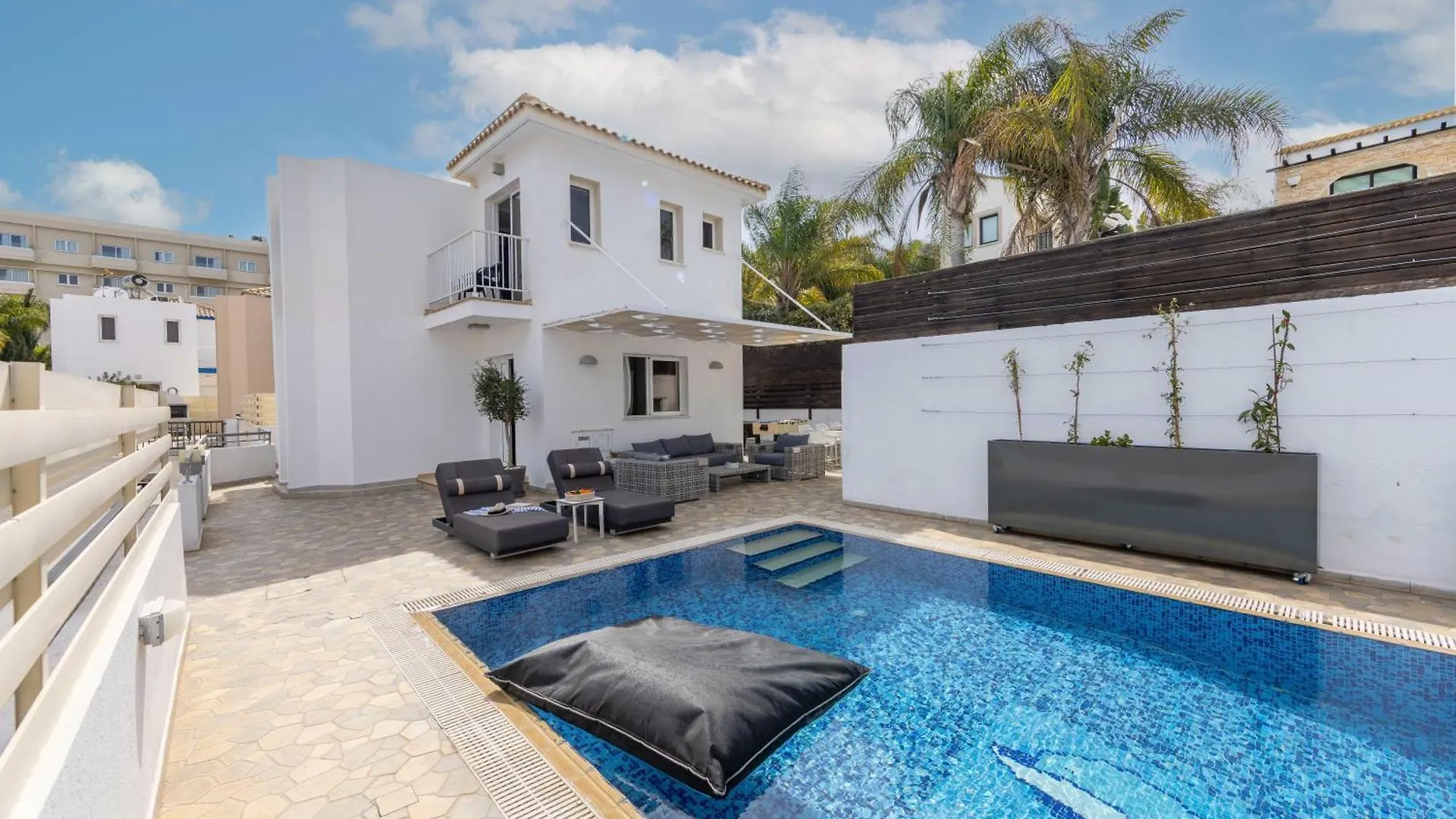 Villa Protaras View 6 Central Protaras -Fig Tree Bay-Jacuzzi-Hot Tub 0*,