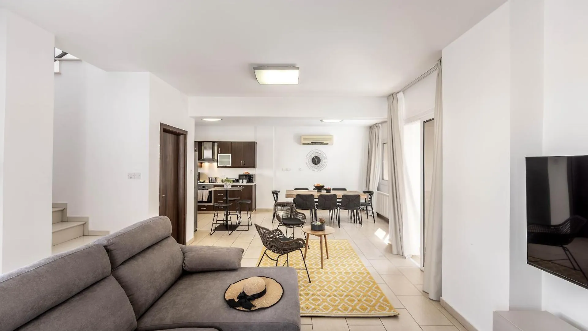 Villa Protaras View 6 Central Protaras -Fig Tree Bay-Jacuzzi-Hot Tub