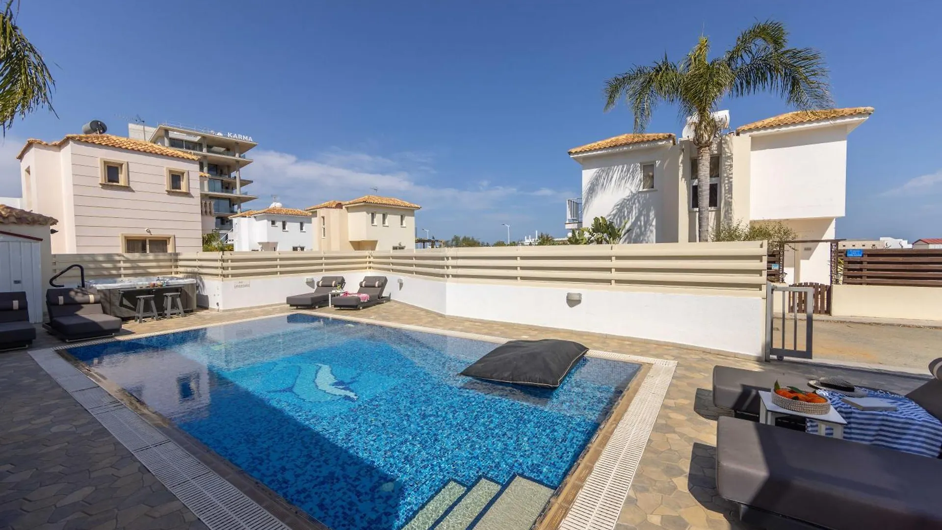 Villa Protaras View 6 Central Protaras -Fig Tree Bay-Jacuzzi-Hot Tub