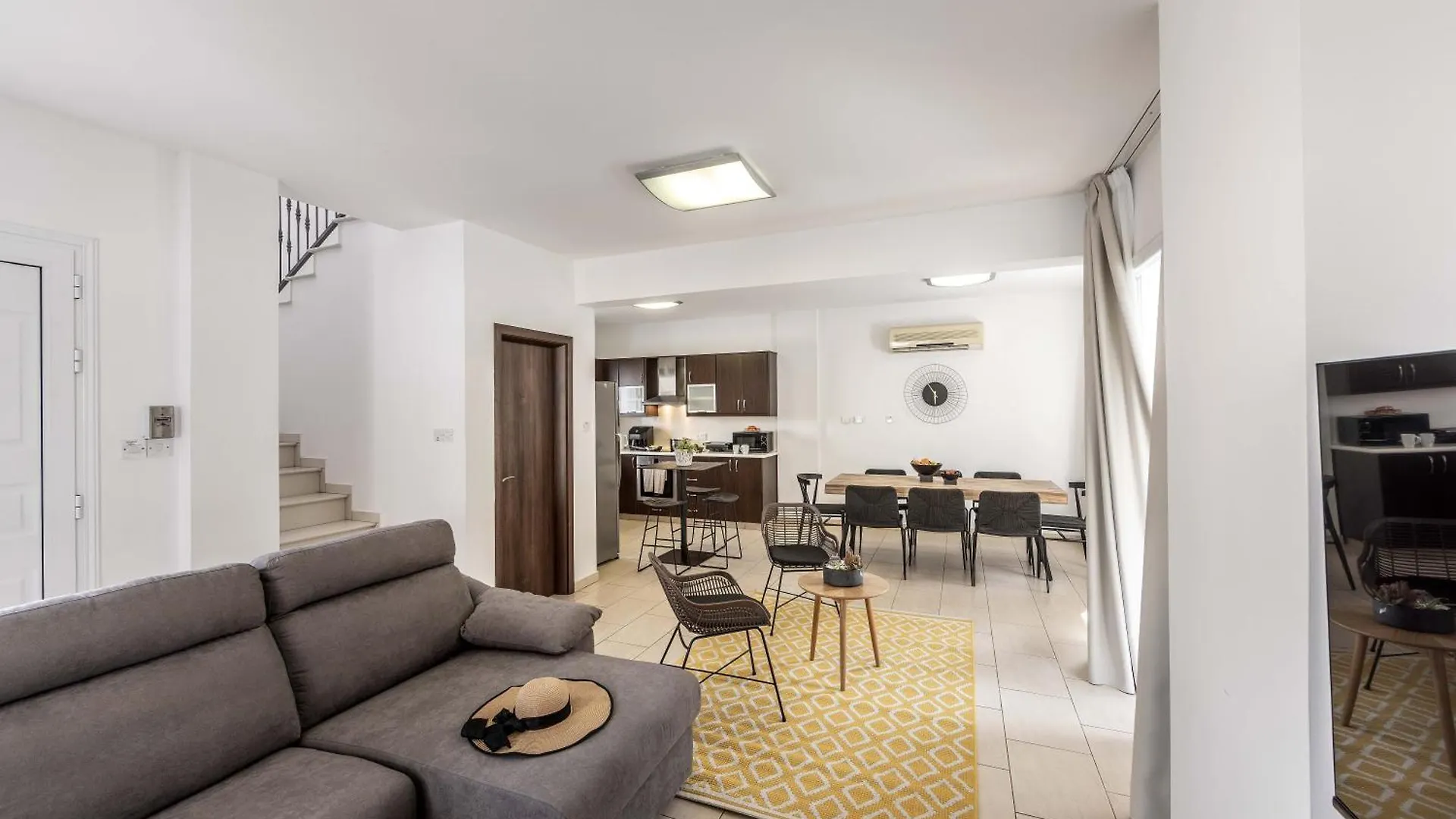 Villa Protaras View 6 Central Protaras -Fig Tree Bay-Jacuzzi-Hot Tub
