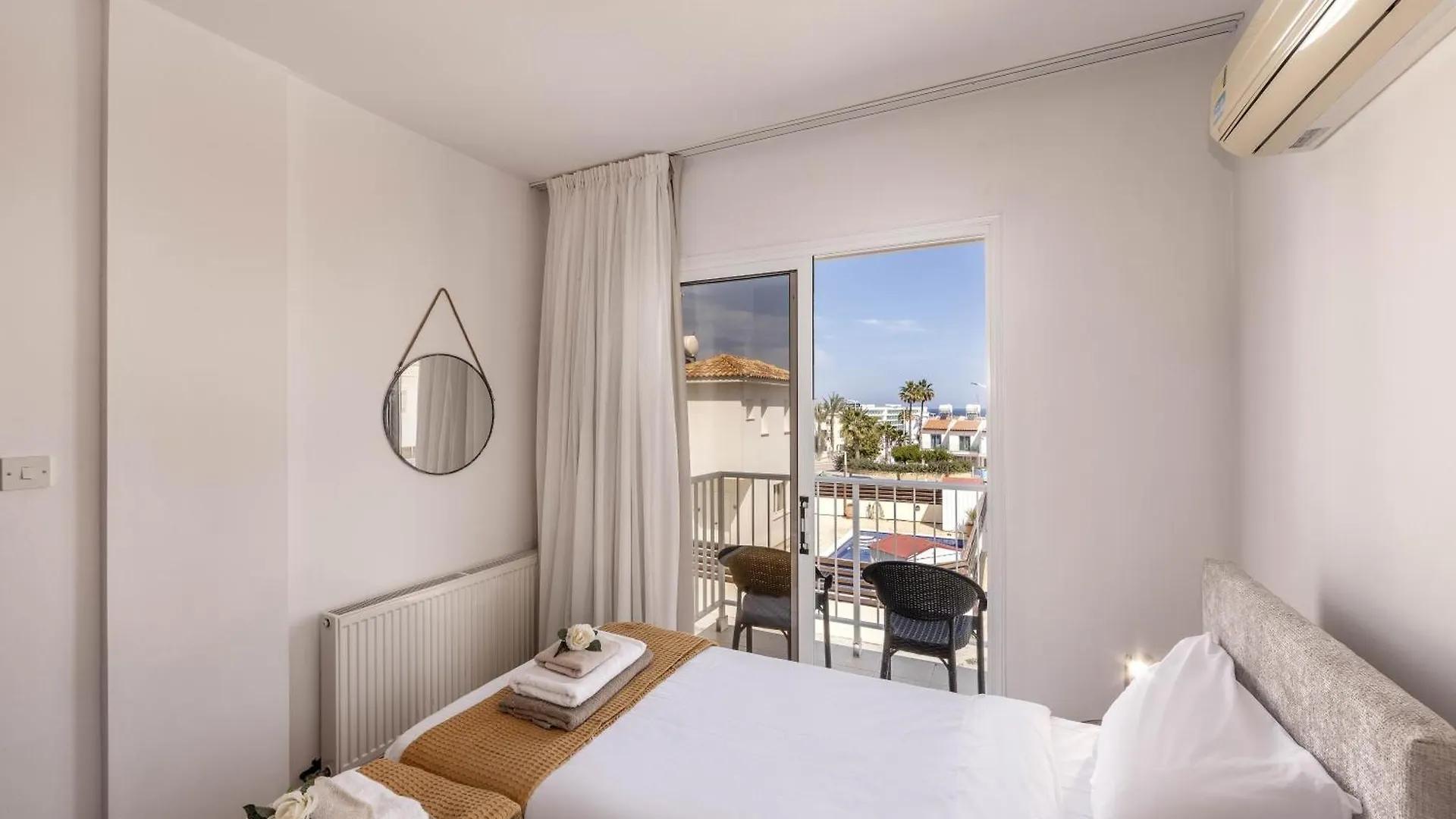 Villa Protaras View 6 Central Protaras -Fig Tree Bay-Jacuzzi-Hot Tub 0*,  قبرص
