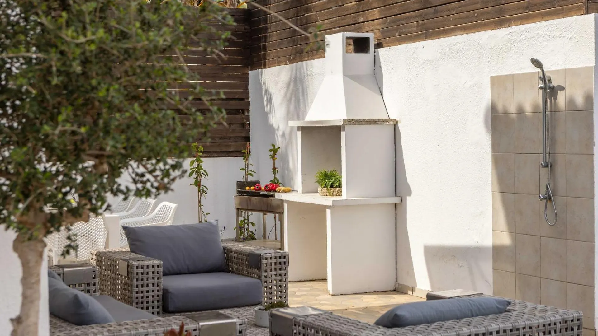 Villa Protaras View 6 Central Protaras -Fig Tree Bay-Jacuzzi-Hot Tub